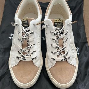 Vintage Havana Sneakers